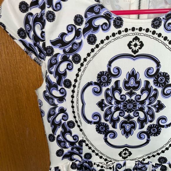 Xenia Boutique Dress size 8 - Picture 3 of 6